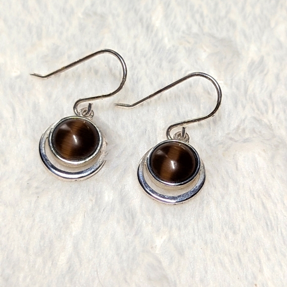 Vintage Sterling Silver and Tigers Eye Peite Pierced Earrings - Picture 1 of 7